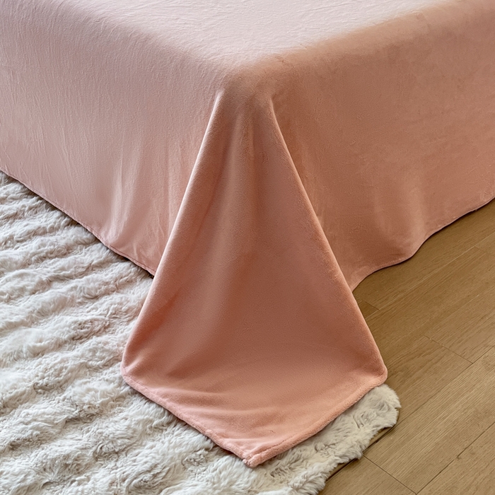 91家纺网 家纺一手货源 找家纺 绒掌柜 2025新款冬季消光级柔滑细腻刺绣牛奶绒四件套（品质版权有买家秀）—清悦系列 玉颜粉