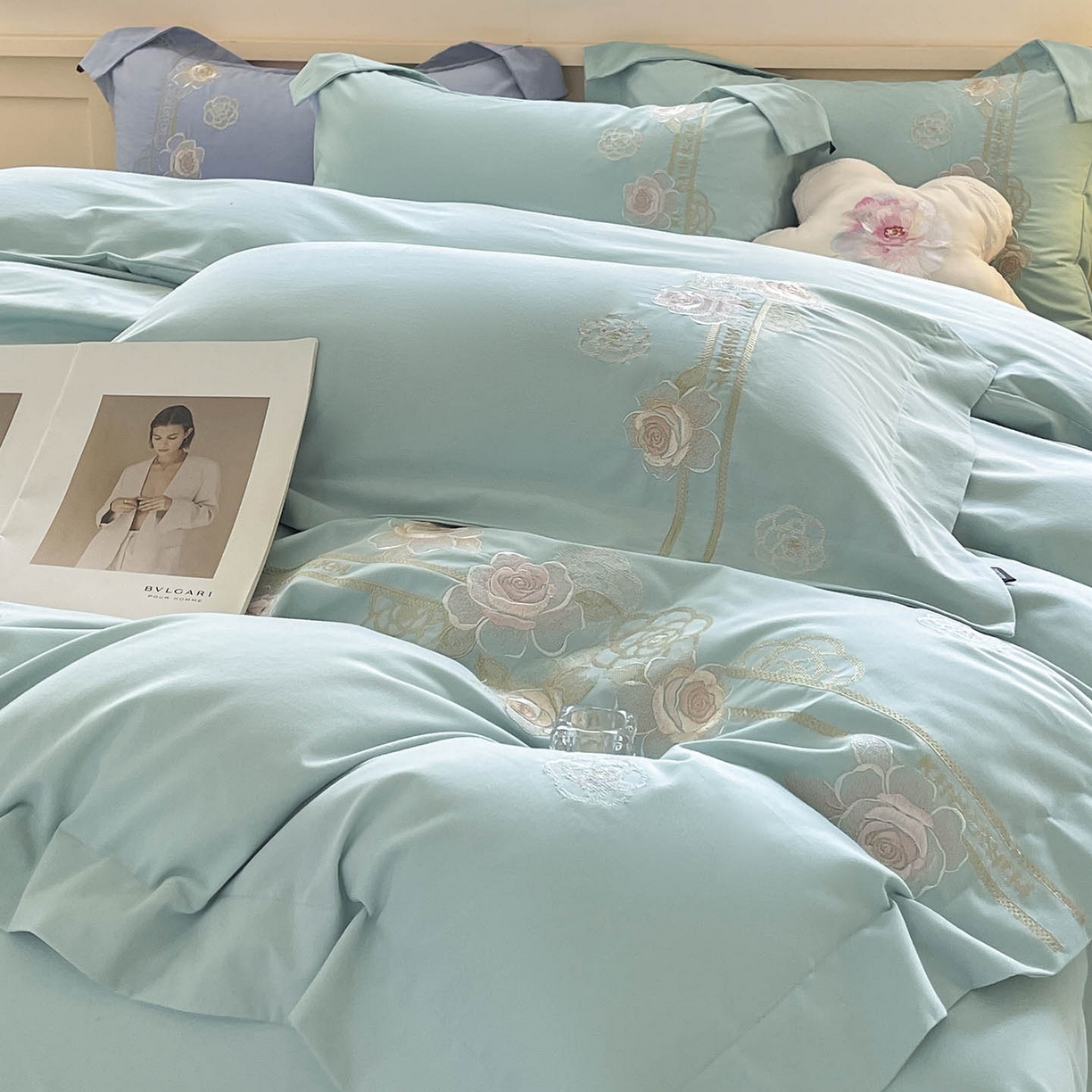 91家纺网 家纺一手货源 找家纺 （总） 秋冬季爆款A类加厚保暖全棉磨毛四件套纯棉被套重工刺绣床笠款轻奢高端床上用品