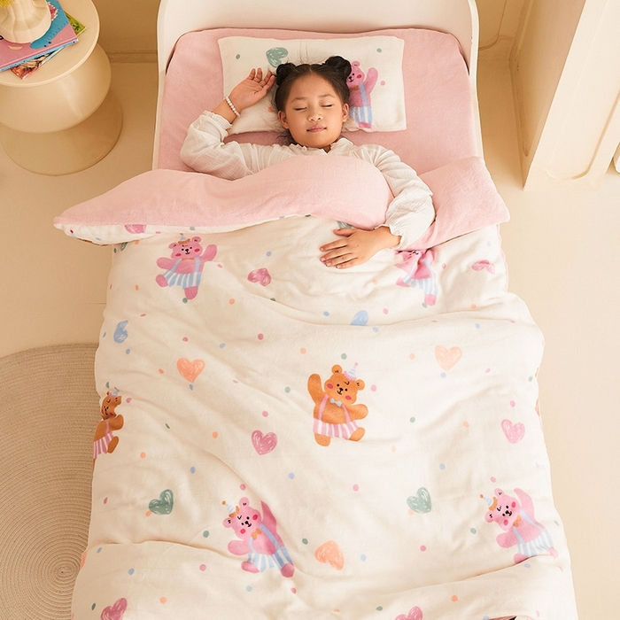 91家纺网 家纺一手货源 找家纺 嗨生活 2025新款牛奶绒多功能儿童盖毯式可脱卸被套大豆被芯幼儿园被子 儿童被子 爱心小熊