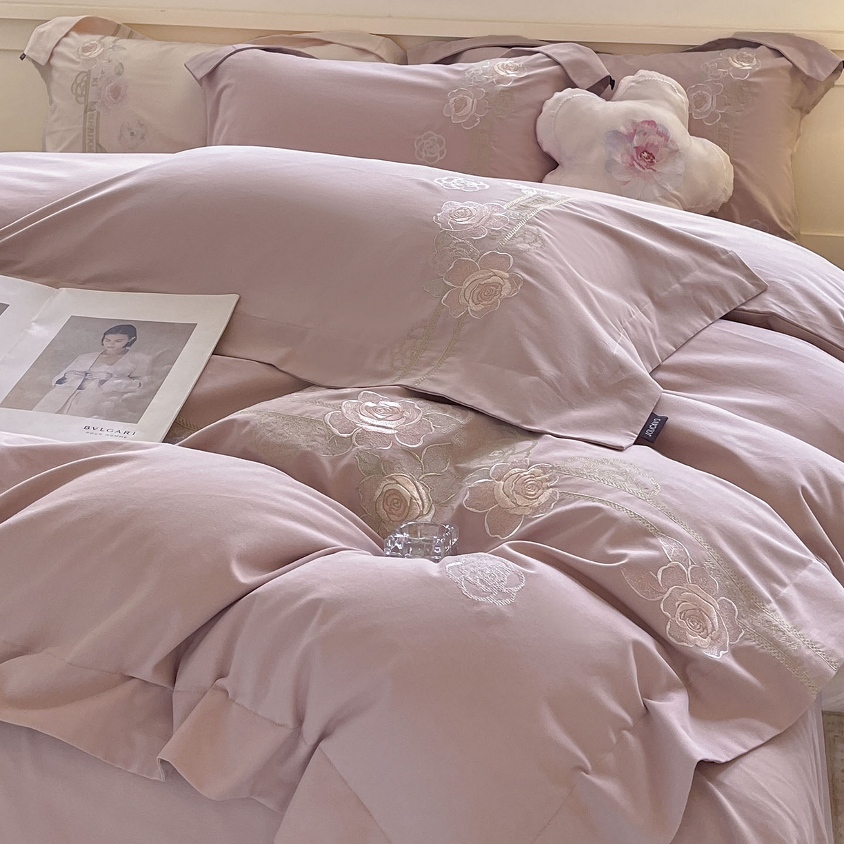 （总） 秋冬季爆款A类加厚保暖全棉磨毛四件套纯棉被套重工刺绣床笠款轻奢高端床上用品