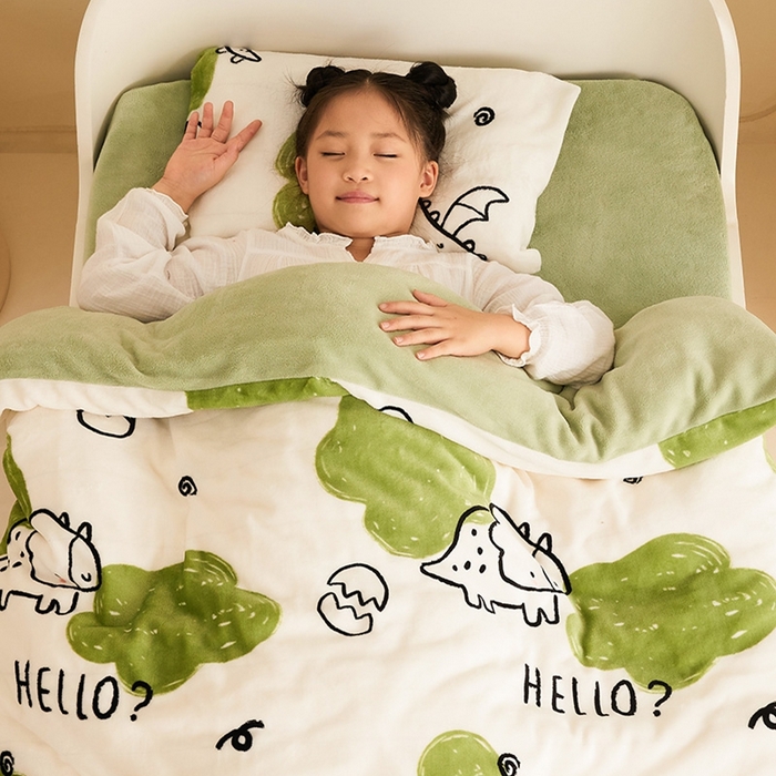 91家纺网 家纺一手货源 找家纺 嗨生活 2025新款牛奶绒多功能儿童盖毯式可脱卸被套大豆被芯幼儿园被子 儿童被子 呆萌恐龙