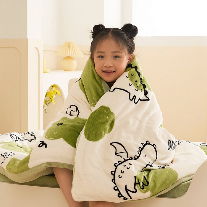 91家纺网 家纺一手货源 找家纺 嗨生活 2025新款牛奶绒多功能儿童盖毯式可脱卸被套大豆被芯幼儿园被子 儿童被子 呆萌恐龙