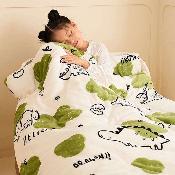91家纺网 家纺一手货源 找家纺 嗨生活 2025新款牛奶绒多功能儿童盖毯式可脱卸被套大豆被芯幼儿园被子 儿童被子 呆萌恐龙