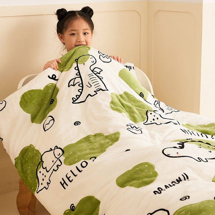 91家纺网 家纺一手货源 找家纺 嗨生活 2025新款牛奶绒多功能儿童盖毯式可脱卸被套大豆被芯幼儿园被子 儿童被子 呆萌恐龙