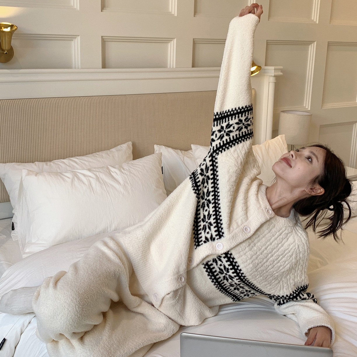 91家纺网 家纺一手货源 找家纺 （总）妍景家居生活馆 2025新款半边绒-圣诞复古套装