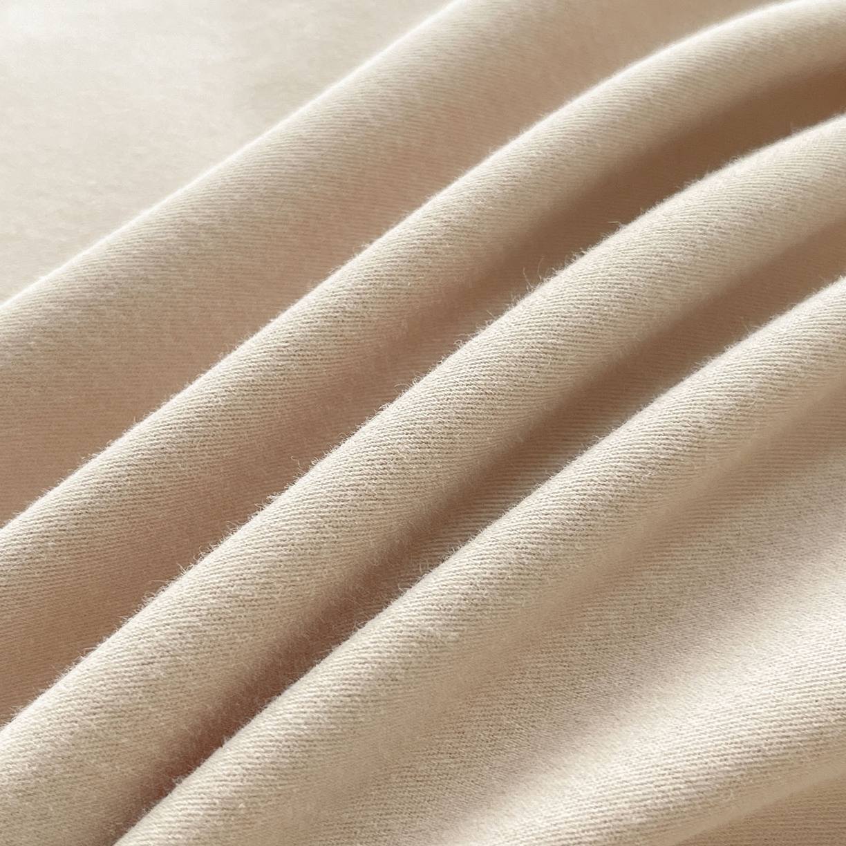 91家纺网 家纺一手货源 找家纺  秋冬季爆款A类加厚保暖全棉磨毛四件套纯棉被套重工刺绣床笠款轻奢高端床上用品 温莎-拿铁