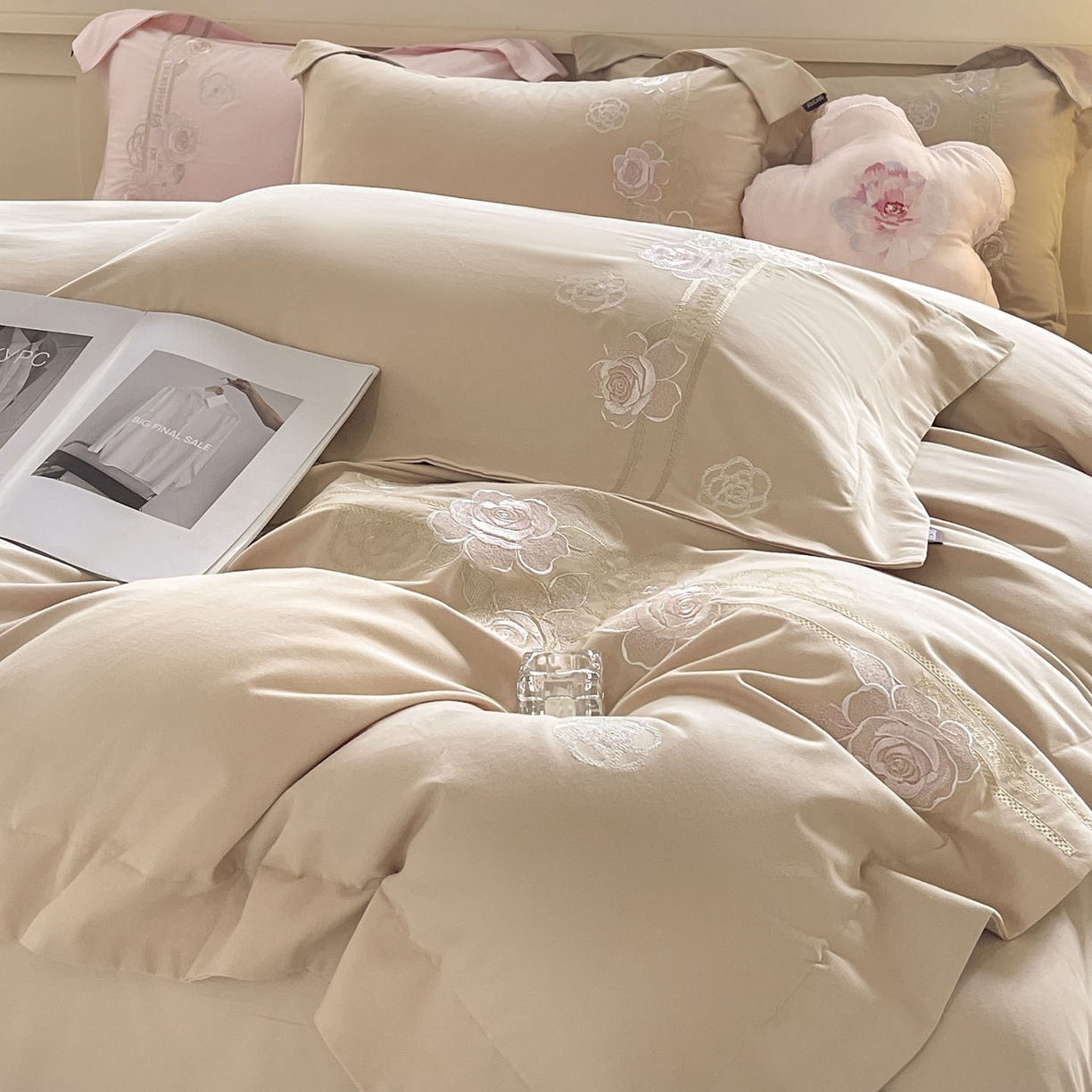 91家纺网 家纺一手货源 找家纺  秋冬季爆款A类加厚保暖全棉磨毛四件套纯棉被套重工刺绣床笠款轻奢高端床上用品 温莎-拿铁