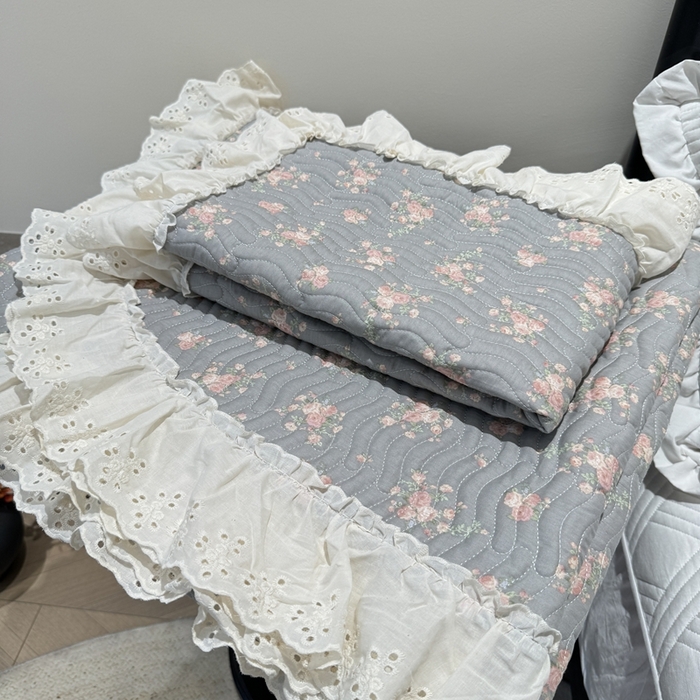 91家纺网 家纺一手货源 找家纺 奈萝家纺 2025新款全棉纯棉床盖三件套可配同款四季被同款被套 沫婉