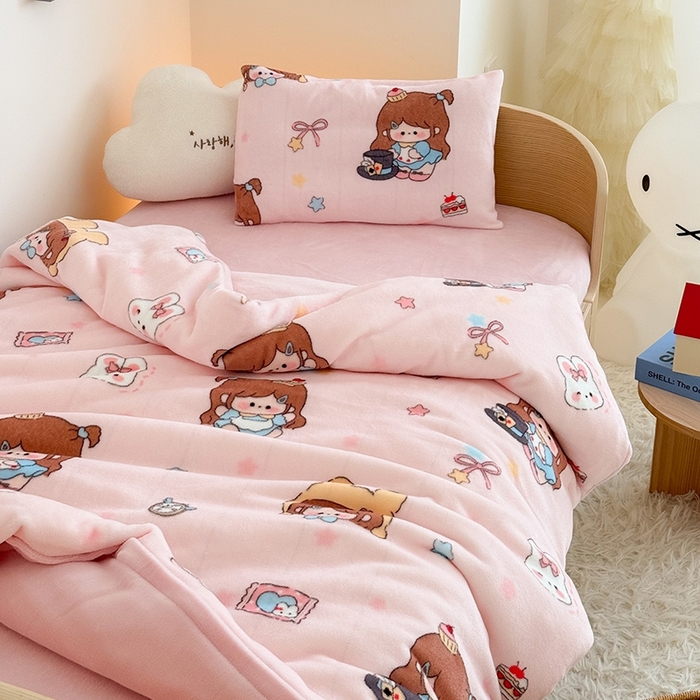 91家纺网 家纺一手货源 找家纺 嗨生活 2025新款牛奶绒多功能儿童盖毯式可脱卸被套大豆被芯幼儿园被子 儿童被子 萌萌女孩