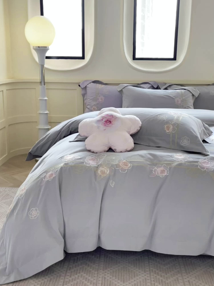 91家纺网 家纺一手货源 找家纺  秋冬季爆款A类加厚保暖全棉磨毛四件套纯棉被套重工刺绣床笠款轻奢高端床上用品 温莎-夜灰