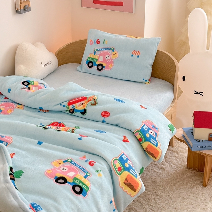 91家纺网 家纺一手货源 找家纺 嗨生活 2025新款牛奶绒多功能儿童盖毯式可脱卸被套大豆被芯幼儿园被子 儿童被子 七彩挖机