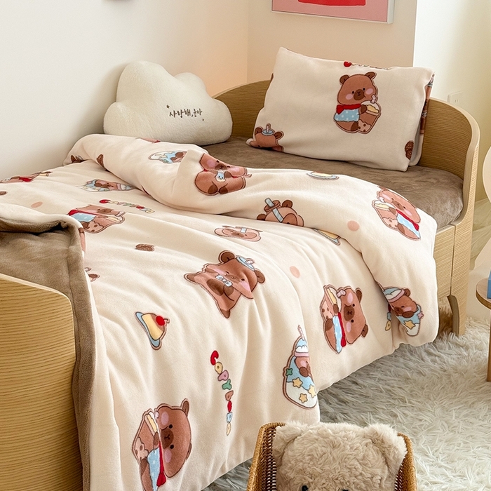 91家纺网 家纺一手货源 找家纺 嗨生活 2025新款牛奶绒多功能儿童盖毯式可脱卸被套大豆被芯幼儿园被子 儿童被子 俏皮巴拉