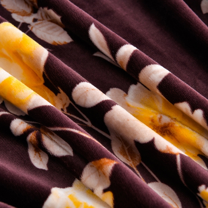 91家纺网 家纺一手货源 找家纺 妮恒美 2025新款牛奶绒印花床裙款四件套法莱绒四件套珊瑚金貂绒四件套 梦境花开