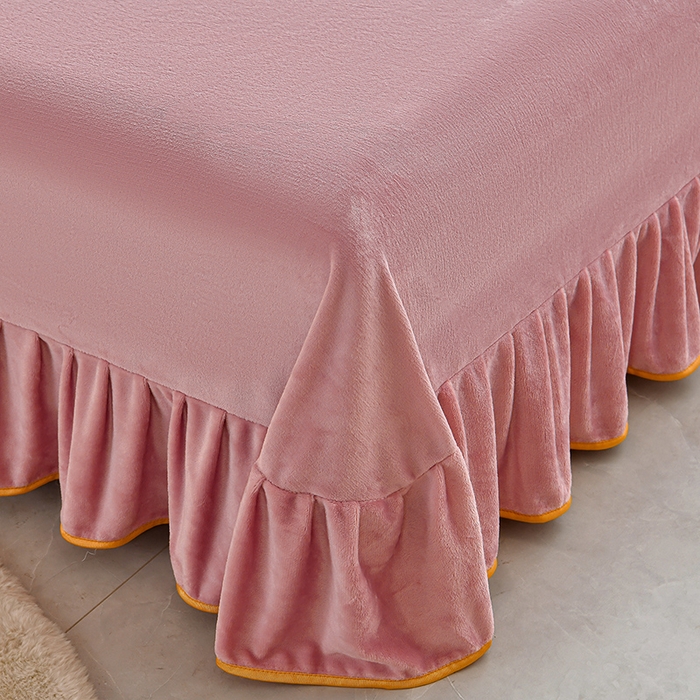 91家纺网 家纺一手货源 找家纺 妮恒美 2025新款牛奶绒印花床裙款四件套法莱绒四件套珊瑚金貂绒四件套 暖暖时光