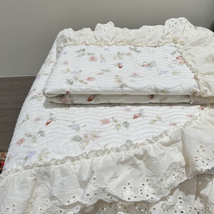 91家纺网 家纺一手货源 找家纺 奈萝家纺 2025新款全棉纯棉床盖三件套可配同款四季被同款被套 薇语梦