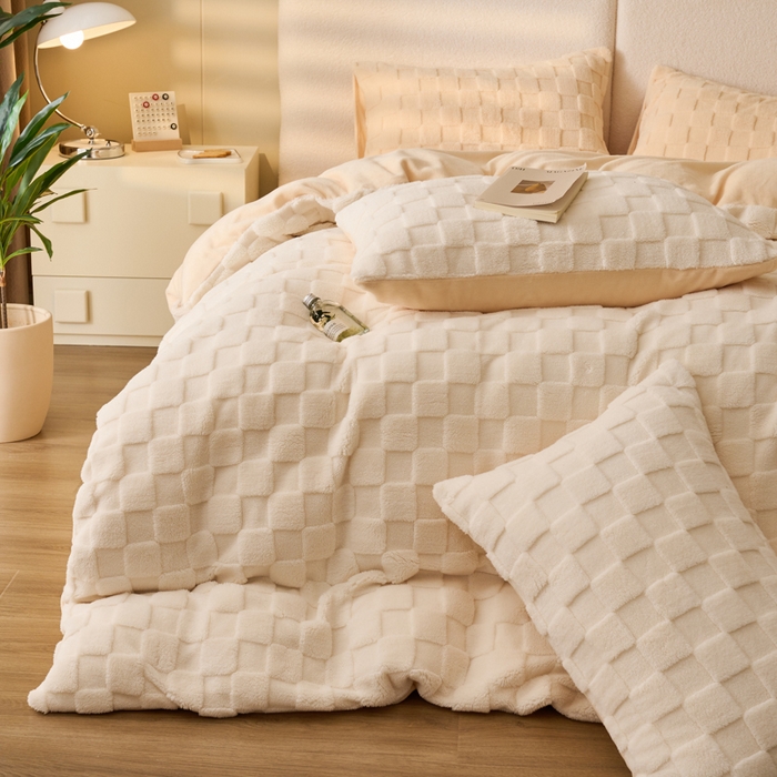 91家纺网 家纺一手货源 找家纺 （总）晨曦家纺 2025新款加厚高克重230克塔芙绒牛奶绒单被套-初暖系列