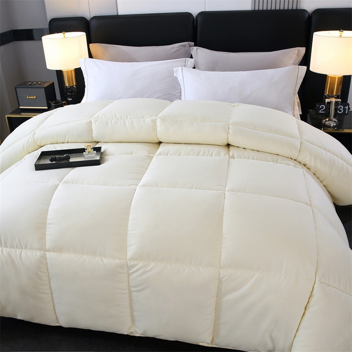 91家纺网 家纺一手货源 找家纺 好老表被业 2025新款纯色羽丝绒冬被芯加厚保暖双拼羽丝棉被子春秋被单双人直播被子被芯 米黄色