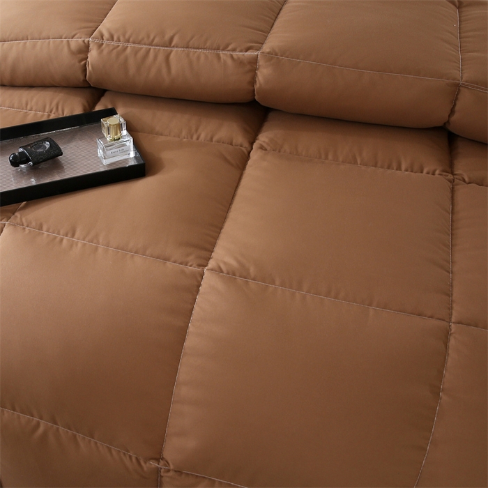 91家纺网 家纺一手货源 找家纺 好老表被业 2025新款纯色羽丝绒冬被芯加厚保暖双拼羽丝棉被子春秋被单双人直播被子被芯 咖色