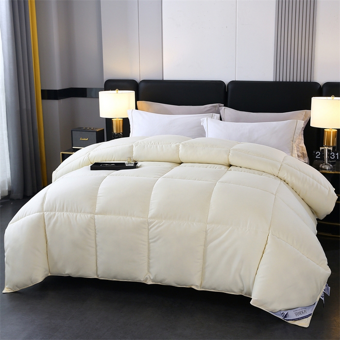 91家纺网 家纺一手货源 找家纺 好老表被业 2025新款纯色羽丝绒冬被芯加厚保暖双拼羽丝棉被子春秋被单双人直播被子被芯 米黄色