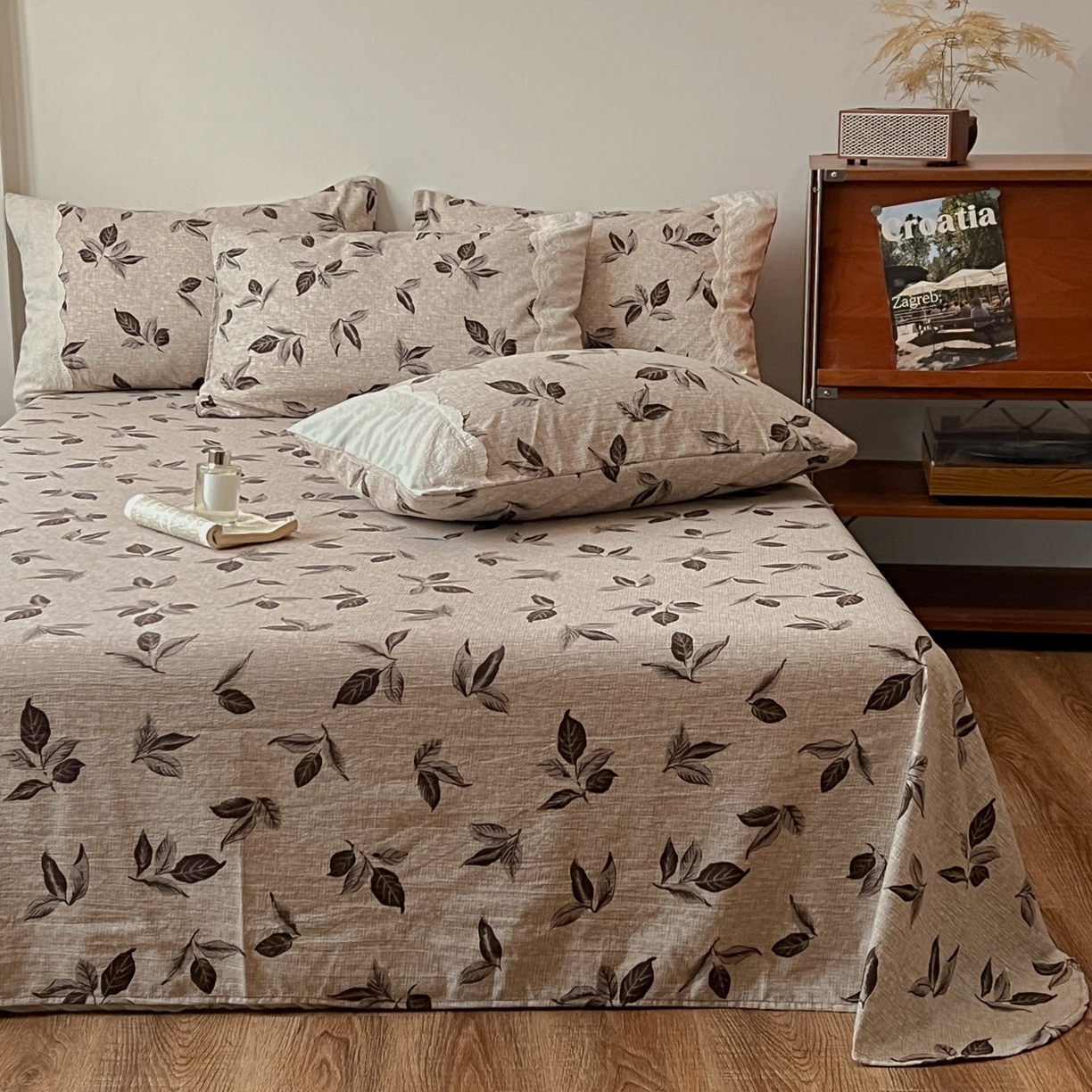 91家纺网 家纺一手货源 找家纺 （总）一比一家纺 2025新款花边原麻床单三件套