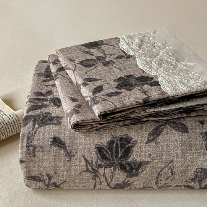 91家纺网 家纺一手货源 找家纺 （总）一比一家纺 2025新款花边原麻床单三件套