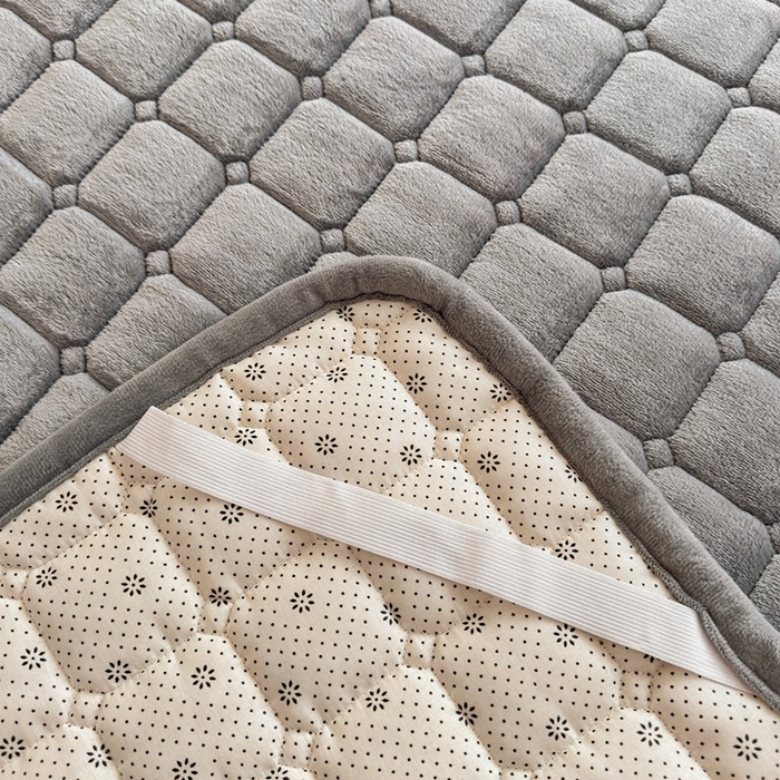 91家纺网 家纺一手货源 找家纺 小叮当家纺仓储工厂店 2025新款牛奶绒夹棉印花床垫学生图 绒床垫-灰色