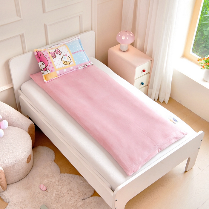 91家纺网 家纺一手货源 找家纺 吉咪兔家纺 2024新品正版三丽鸥库洛米美乐蒂牛奶绒幼儿园被子三件套保暖被褥六件套 KT美乐蒂