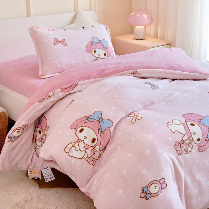 91家纺网 家纺一手货源 找家纺 吉咪兔家纺 2024新品正版三丽鸥库洛米美乐蒂牛奶绒幼儿园被子三件套保暖被褥六件套 魔法美乐蒂