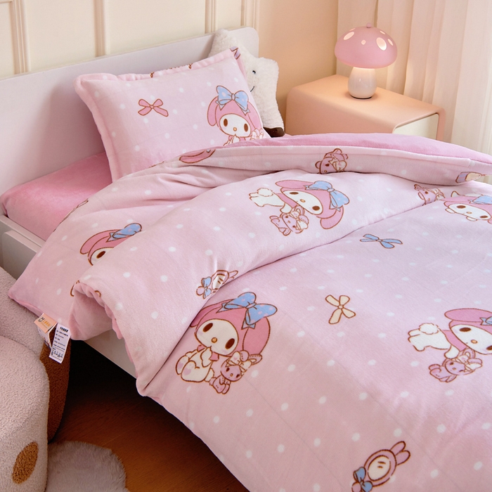 91家纺网 家纺一手货源 找家纺 吉咪兔家纺 2024新品正版三丽鸥库洛米美乐蒂牛奶绒幼儿园被子三件套保暖被褥六件套 魔法美乐蒂