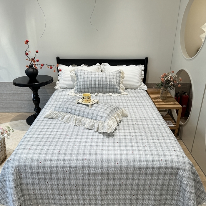 91家纺网 家纺一手货源 找家纺 奈萝家纺 2025新款全棉纯棉床盖三件套可配同款四季被同款被套 心悦