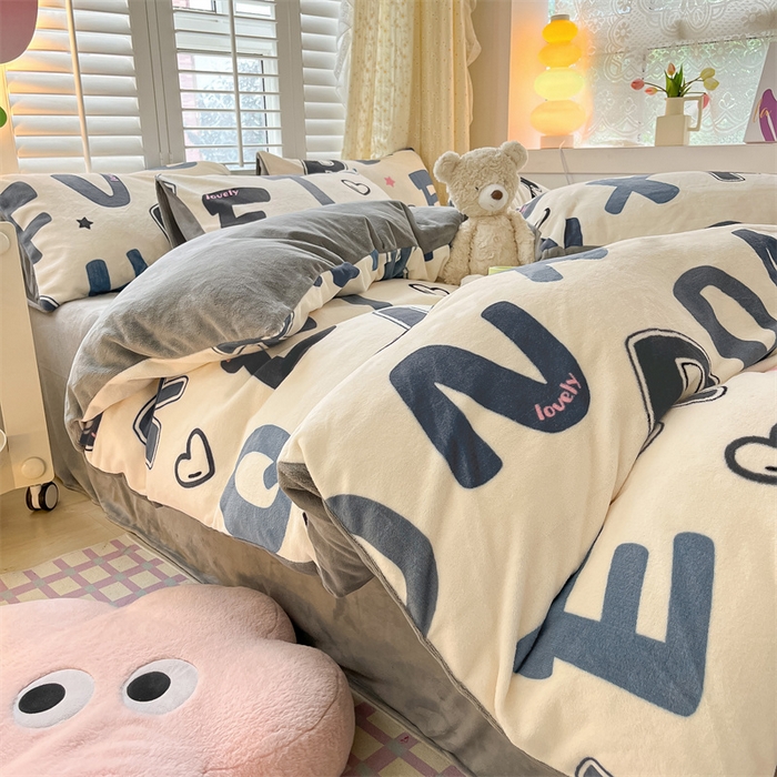 如约 2025新款印花牛奶绒四件套 字母组合-绒