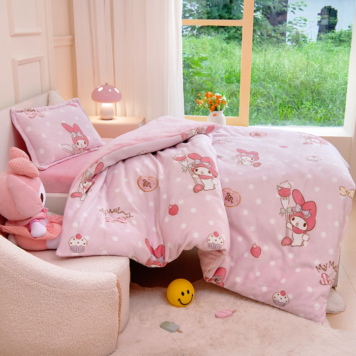 91家纺网 家纺一手货源 找家纺 吉咪兔家纺 2024新品正版三丽鸥库洛米美乐蒂牛奶绒幼儿园被子三件套保暖被褥六件套 奶油美乐蒂