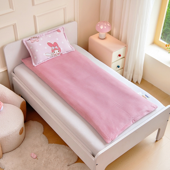 91家纺网 家纺一手货源 找家纺 吉咪兔家纺 2024新品正版三丽鸥库洛米美乐蒂牛奶绒幼儿园被子三件套保暖被褥六件套 奶油美乐蒂