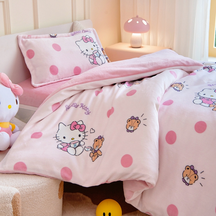 91家纺网 家纺一手货源 找家纺 吉咪兔家纺 2024新品正版三丽鸥库洛米美乐蒂牛奶绒幼儿园被子三件套保暖被褥六件套 泡泡KT猫