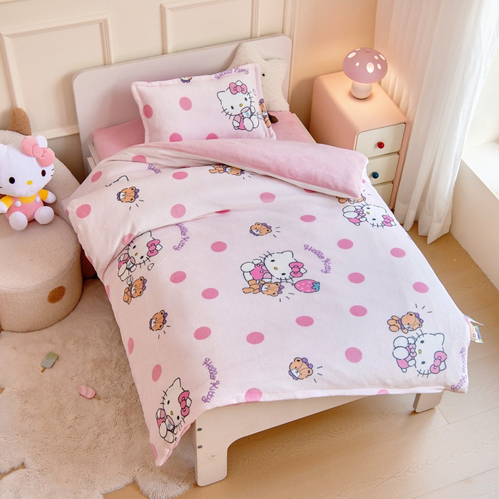 91家纺网 家纺一手货源 找家纺 吉咪兔家纺 2024新品正版三丽鸥库洛米美乐蒂牛奶绒幼儿园被子三件套保暖被褥六件套 泡泡KT猫