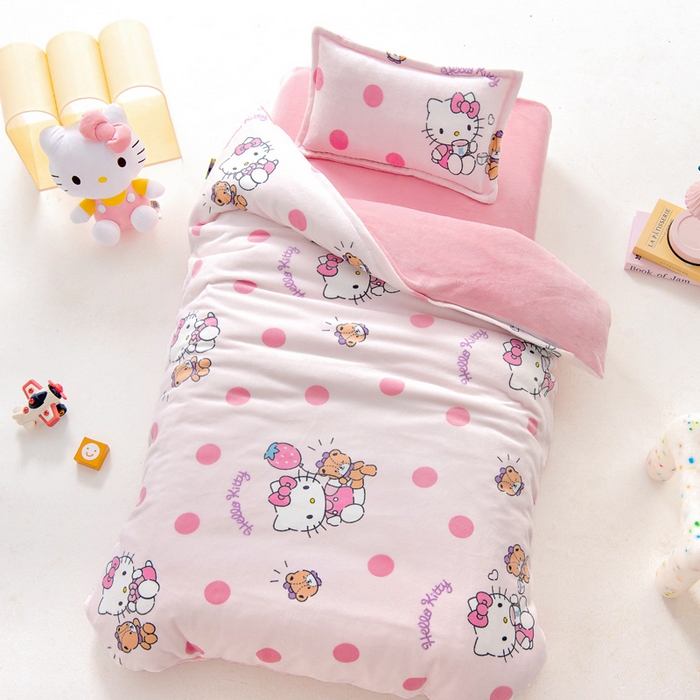 91家纺网 家纺一手货源 找家纺 吉咪兔家纺 2024新品正版三丽鸥库洛米美乐蒂牛奶绒幼儿园被子三件套保暖被褥六件套 泡泡KT猫