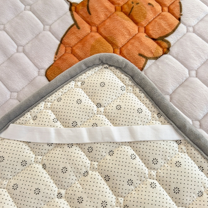 91家纺网 家纺一手货源 找家纺 小叮当家纺仓储工厂店 2025新款牛奶绒夹棉印花床垫学生图 绒床垫-奶茶屯屯灰