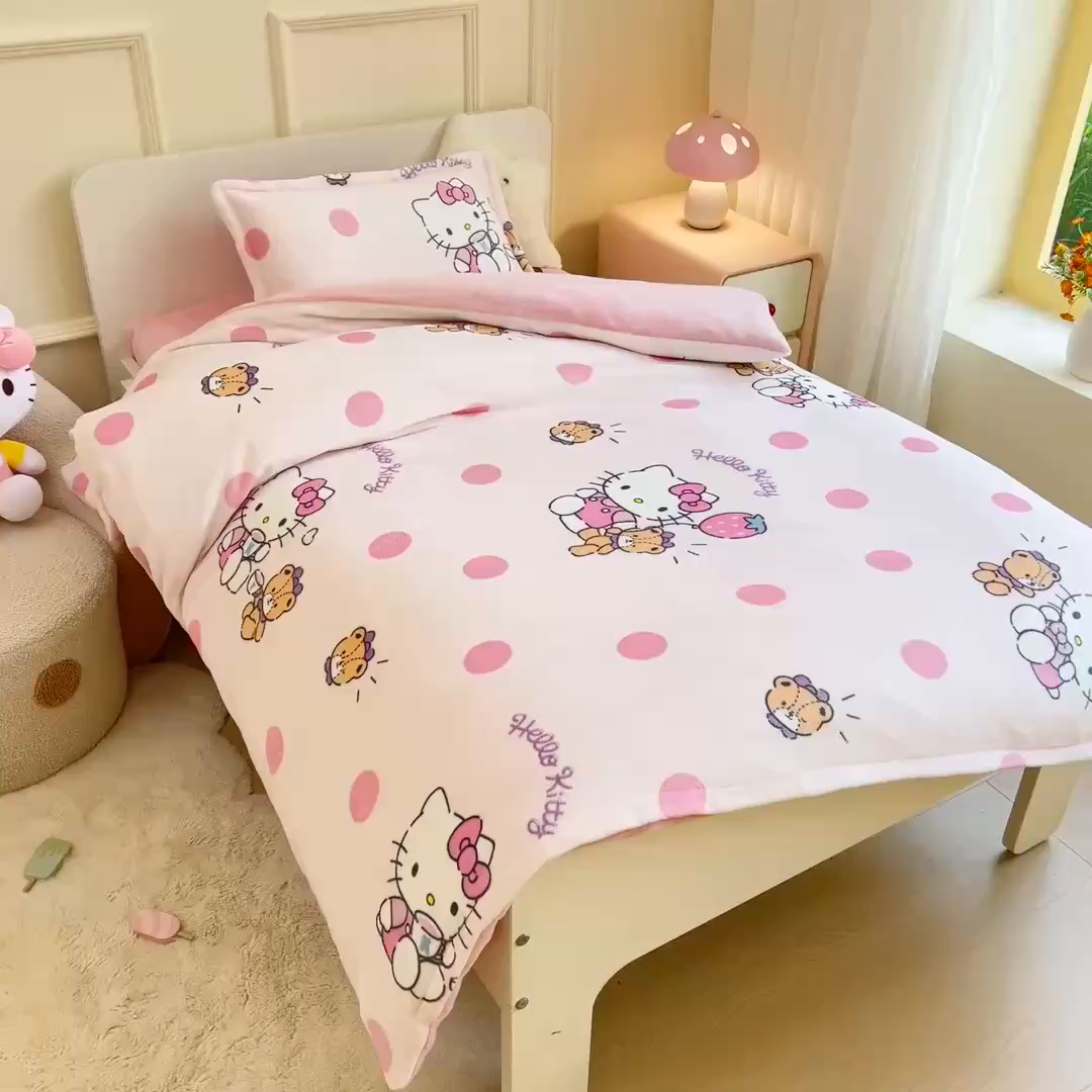 91家纺网 家纺一手货源 找家纺 吉咪兔家纺 2024新品正版三丽鸥库洛米美乐蒂牛奶绒幼儿园被子三件套保暖被褥六件套 泡泡KT猫