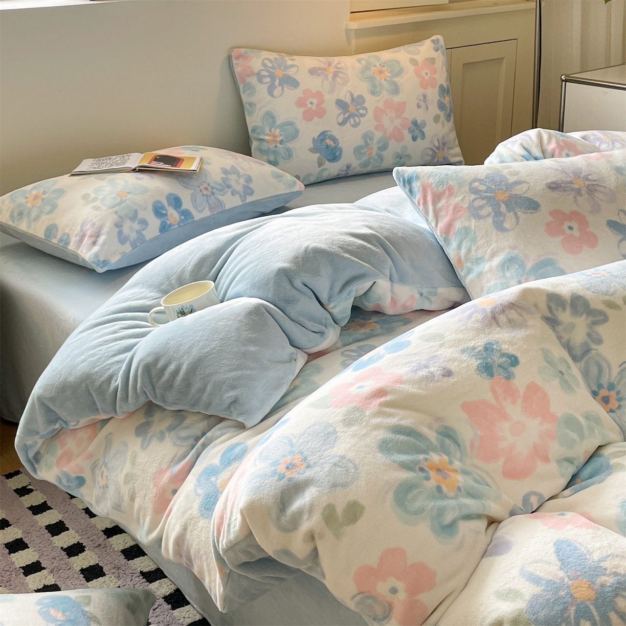 91家纺网 家纺一手货源 找家纺 如约 2025新款印花牛奶绒四件套 向阳花开