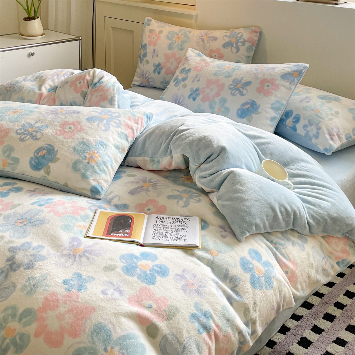 91家纺网 家纺一手货源 找家纺 如约 2025新款印花牛奶绒四件套 向阳花开