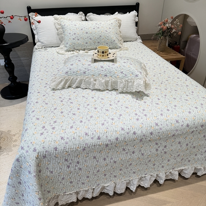 91家纺网 家纺一手货源 找家纺 奈萝家纺 2025新款全棉纯棉床盖三件套可配同款四季被同款被套 稚嫩蔷薇