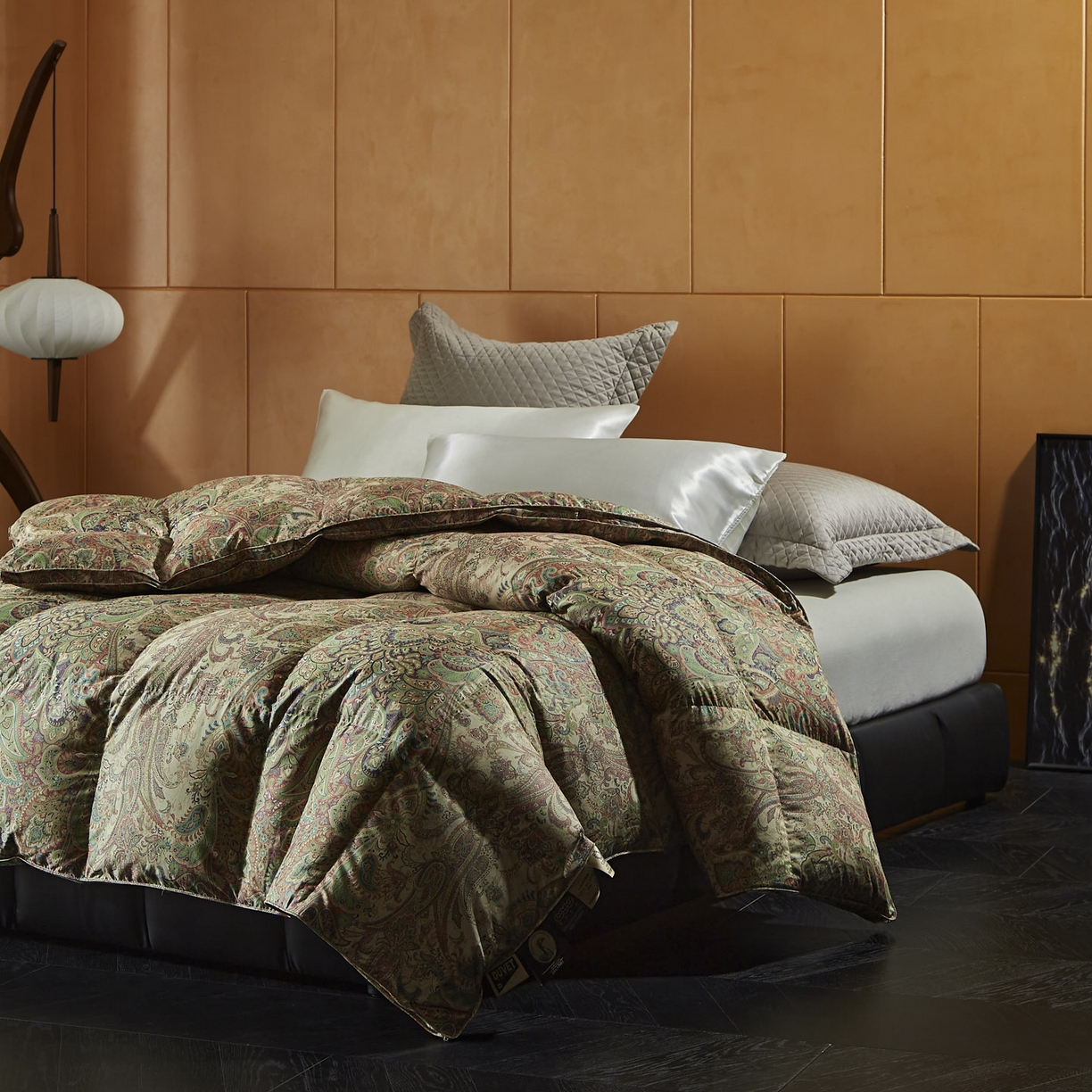 91家纺网 家纺一手货源 找家纺 暖羽屋羽绒馆 2025新款风情鹅绒丝被子羽绒被芯双人婚庆冬被白鹅绒被子 H 佩丽丝