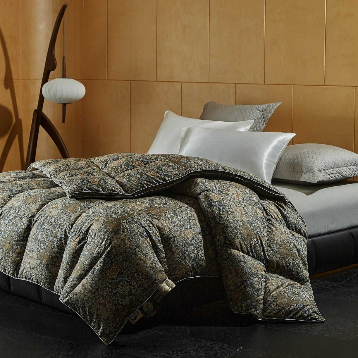 91家纺网 家纺一手货源 找家纺 暖羽屋羽绒馆 2025新款风情鹅绒丝被子羽绒被芯双人婚庆冬被白鹅绒被子 H 风情