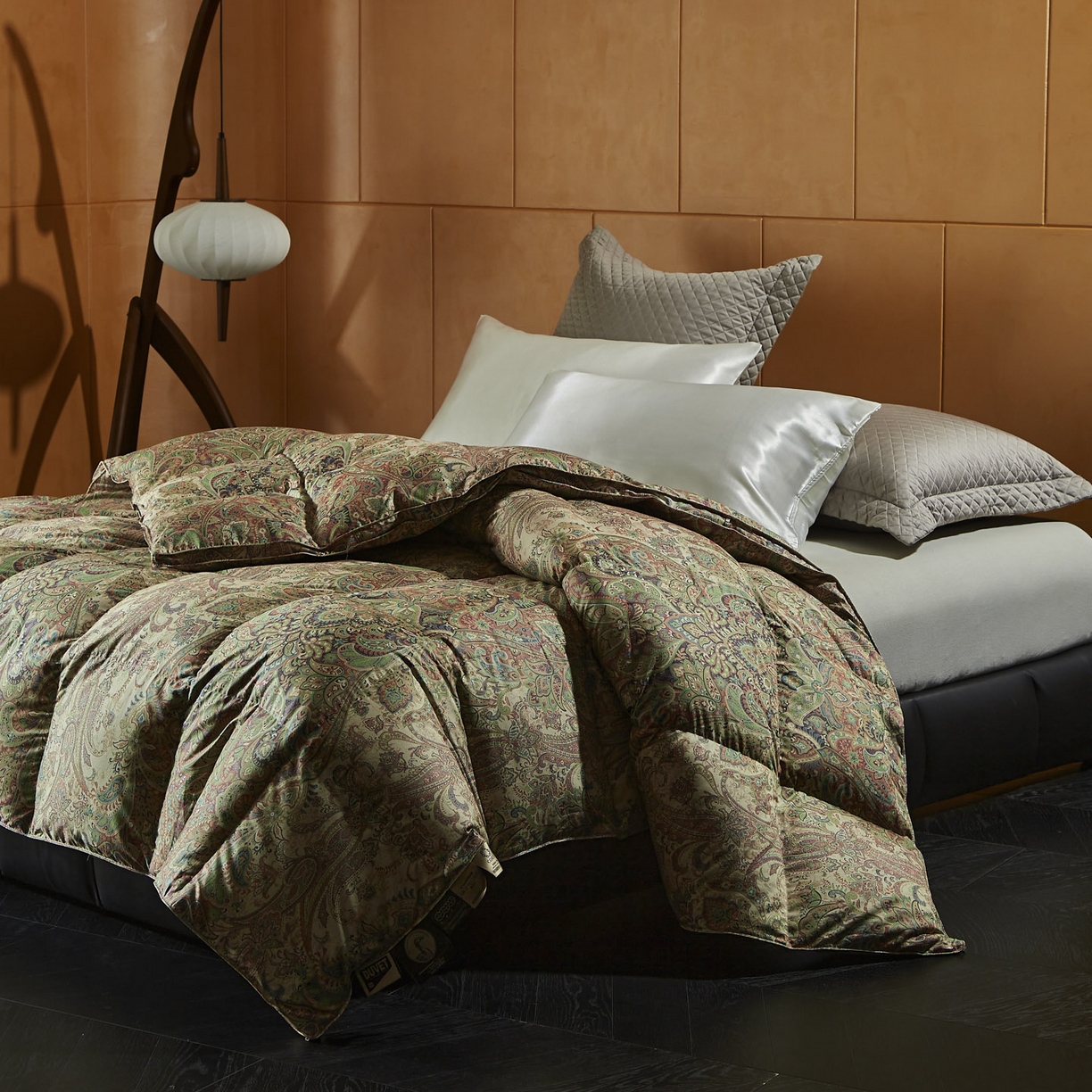 91家纺网 家纺一手货源 找家纺 暖羽屋羽绒馆 2025新款风情鹅绒丝被子羽绒被芯双人婚庆冬被白鹅绒被子 H 佩丽丝