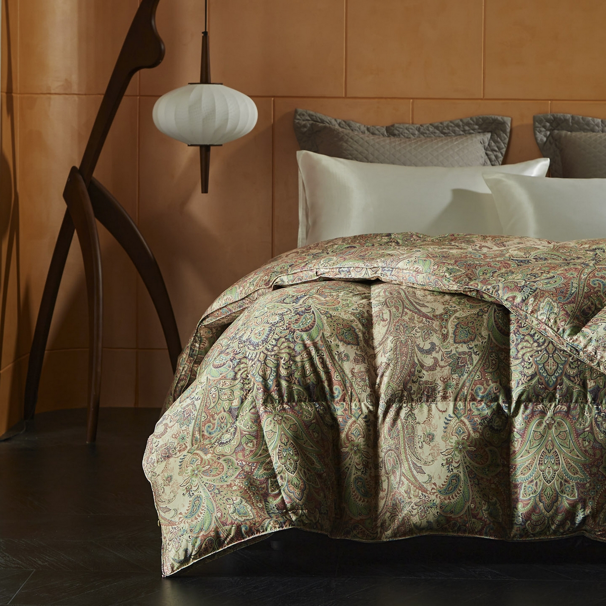 91家纺网 家纺一手货源 找家纺 暖羽屋羽绒馆 2025新款风情鹅绒丝被子羽绒被芯双人婚庆冬被白鹅绒被子 H 佩丽丝