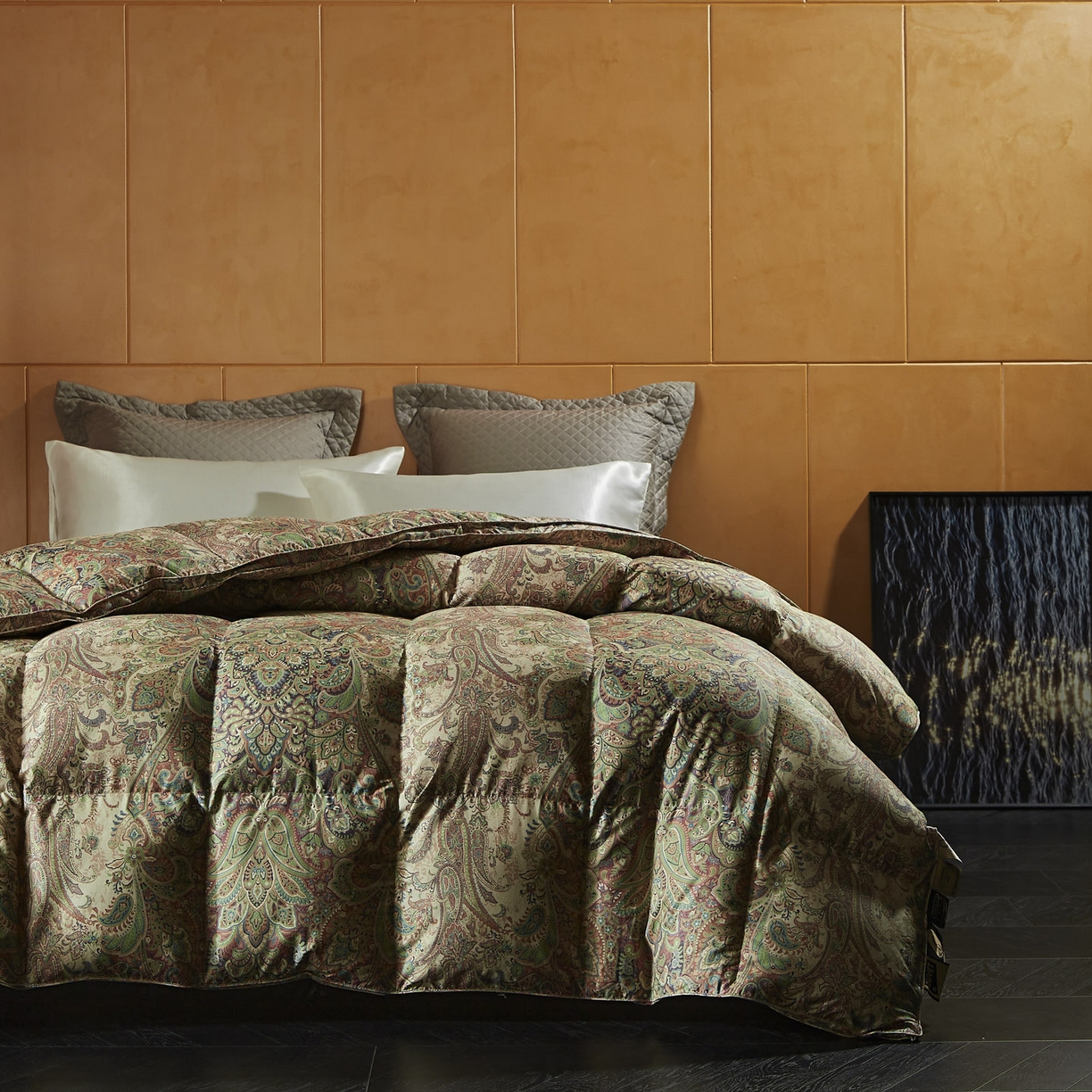 91家纺网 家纺一手货源 找家纺 暖羽屋羽绒馆 2025新款风情鹅绒丝被子羽绒被芯双人婚庆冬被白鹅绒被子 H 佩丽丝