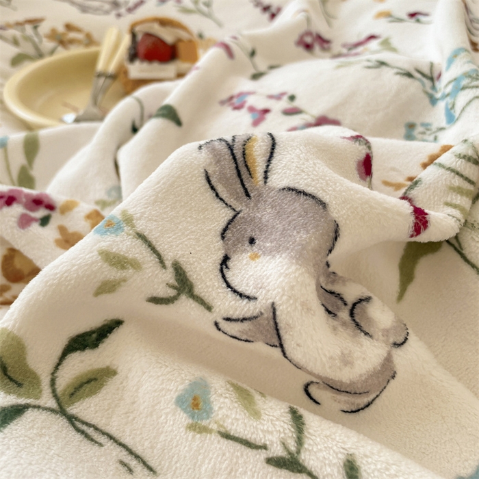 91家纺网 家纺一手货源 找家纺 如约 2025新款印花牛奶绒四件套 花田梦