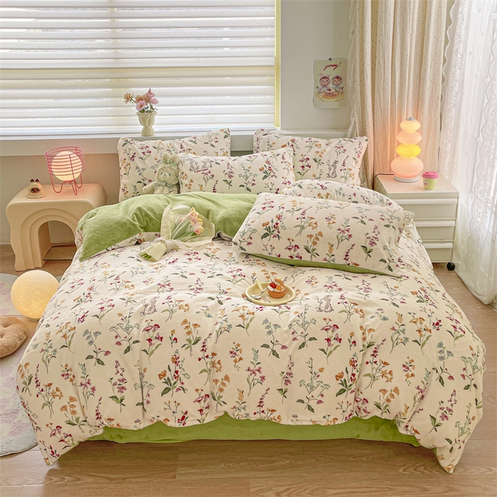 91家纺网 家纺一手货源 找家纺 如约 2025新款印花牛奶绒四件套 花田梦