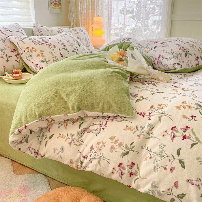 91家纺网 家纺一手货源 找家纺 如约 2025新款印花牛奶绒四件套 花田梦