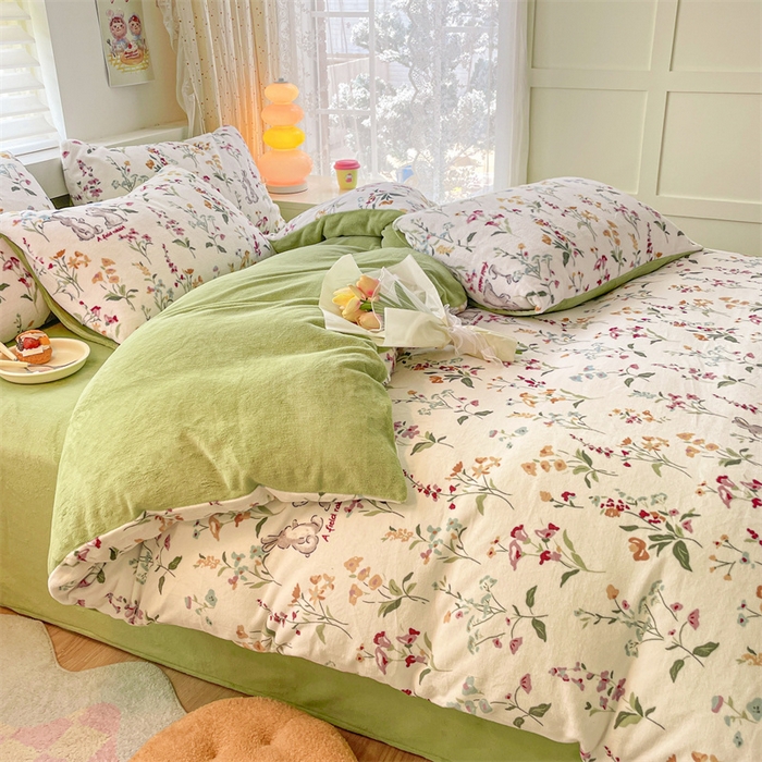 91家纺网 家纺一手货源 找家纺 如约 2025新款印花牛奶绒四件套 花田梦